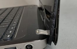 Ноутбук HP - Ремонт петель, замена HDD на SSD, чистка системы охлаждения